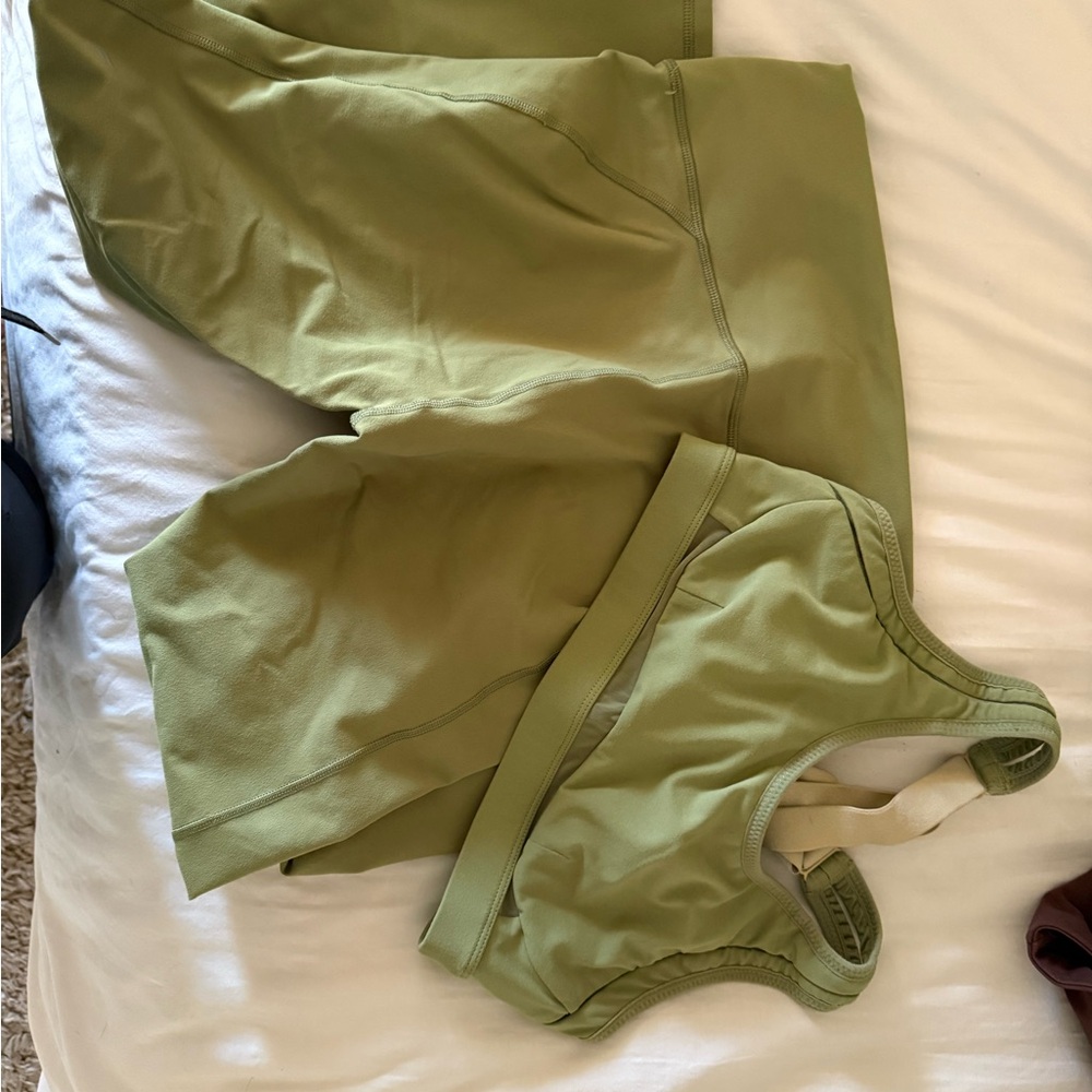Fabletics Olive Green Leggings Sz M